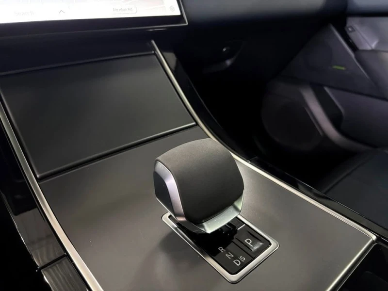 Land Rover Range Rover Velar P340 Dynamic SE * * CARFAX * * АВТОКРЕДИТ * * , снимка 12 - Автомобили и джипове - 53274191