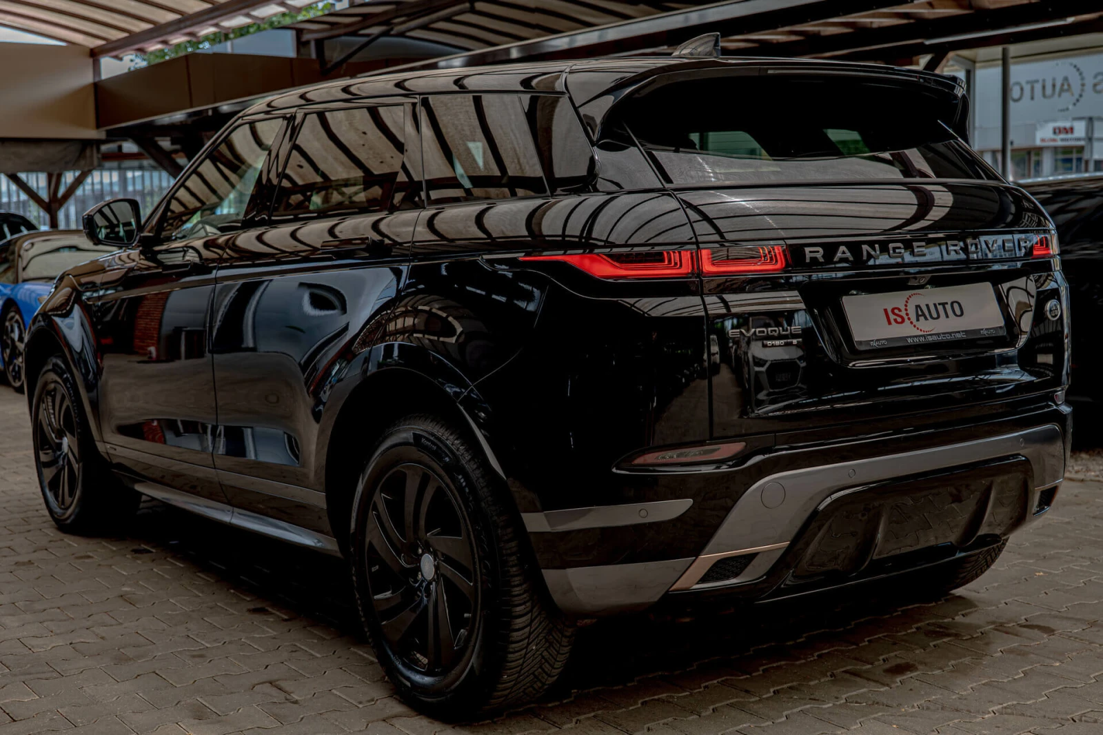 Land Rover Range Rover Evoque P180 R-Dynamic S/Обдухване/Камера 360/Lane Assist - изображение 6