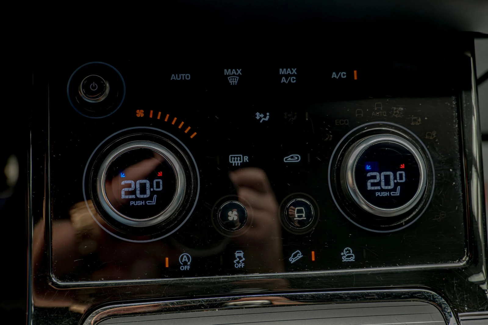 Land Rover Range Rover Evoque P180 R-Dynamic S// 360/Lane Assist | Mobile.bg   11