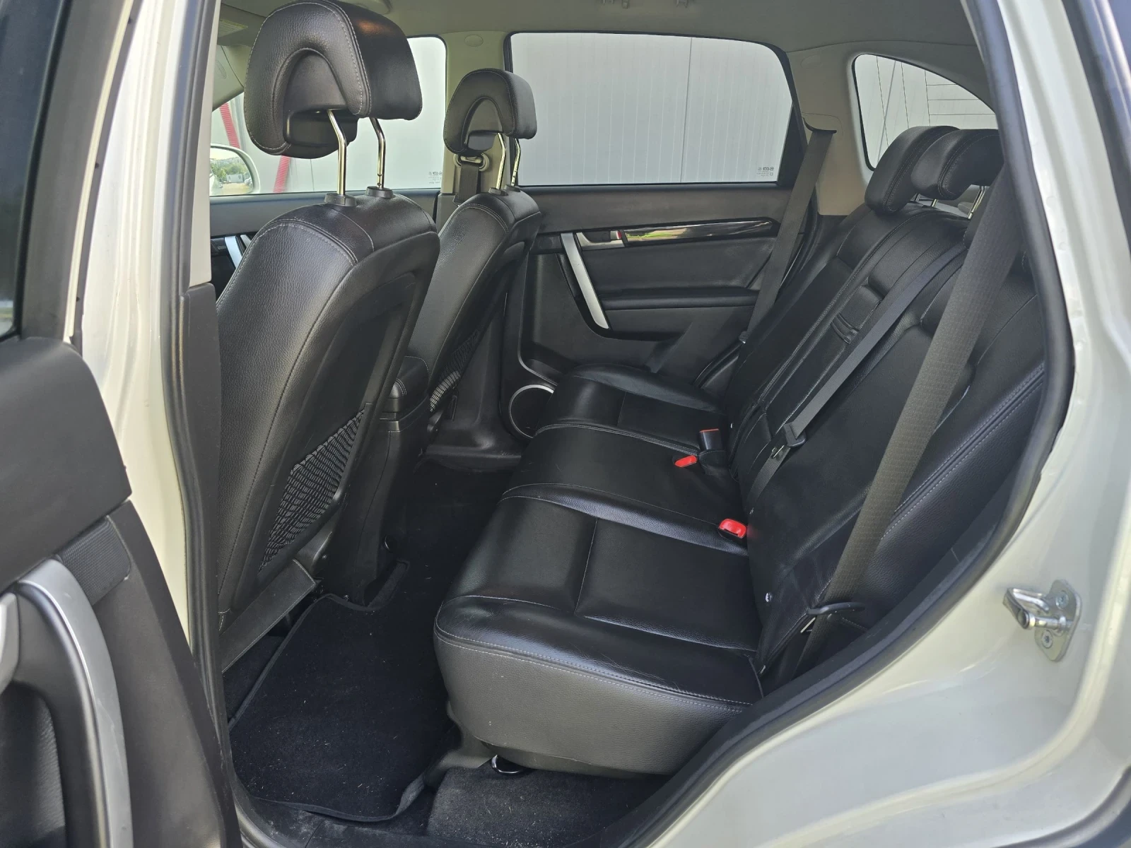 Chevrolet Captiva 2.2D/4Х4/АВТ./КОЖА/185КС - изображение 10