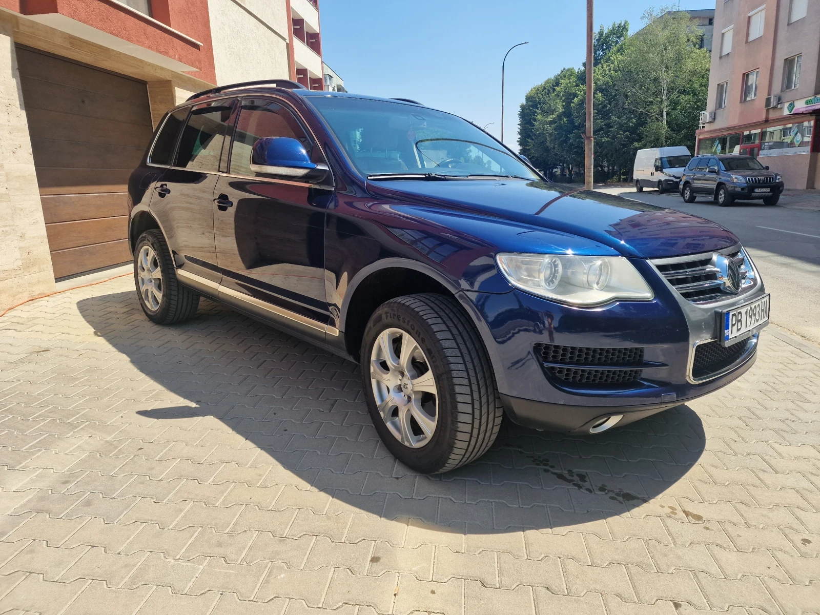 VW Touareg SUV - изображение 3