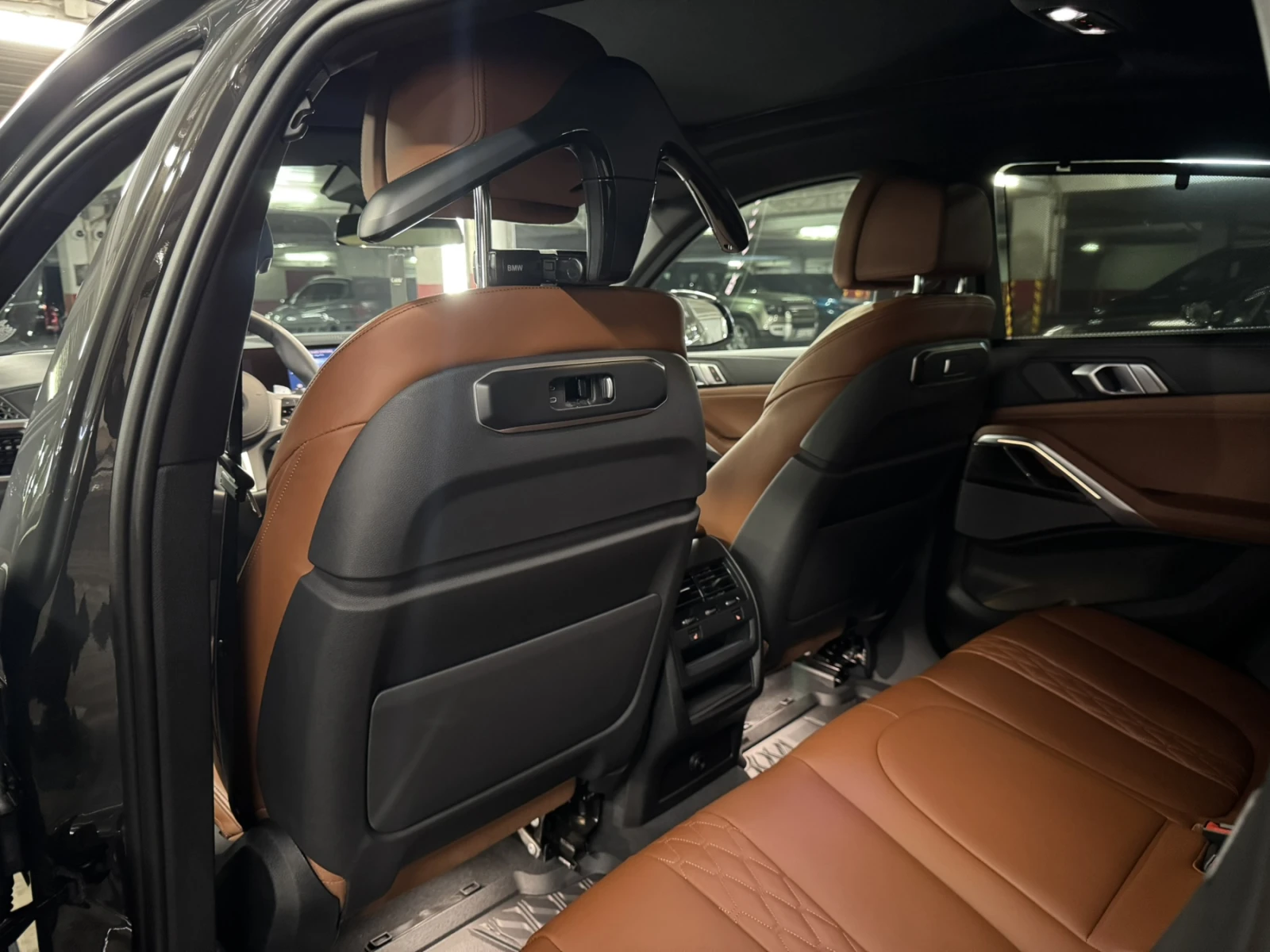 BMW X6 xDrive40d - изображение 9