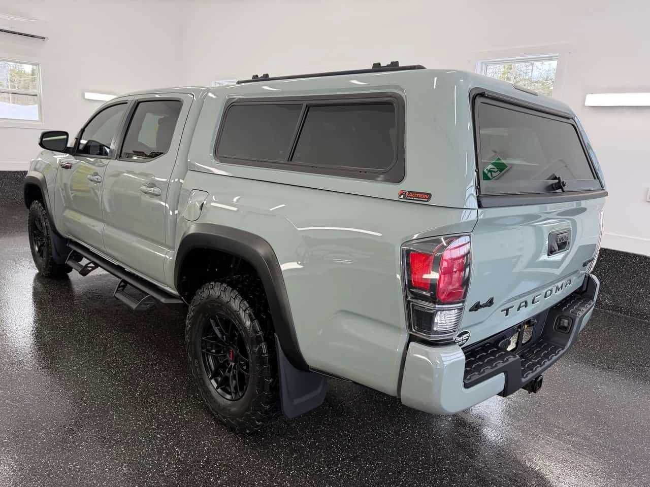 Toyota Tacoma * 4x4 Double Cab SB * ПОДГРЕВ* KEYLESS* , снимка 2 - Автомобили и джипове - 53978737