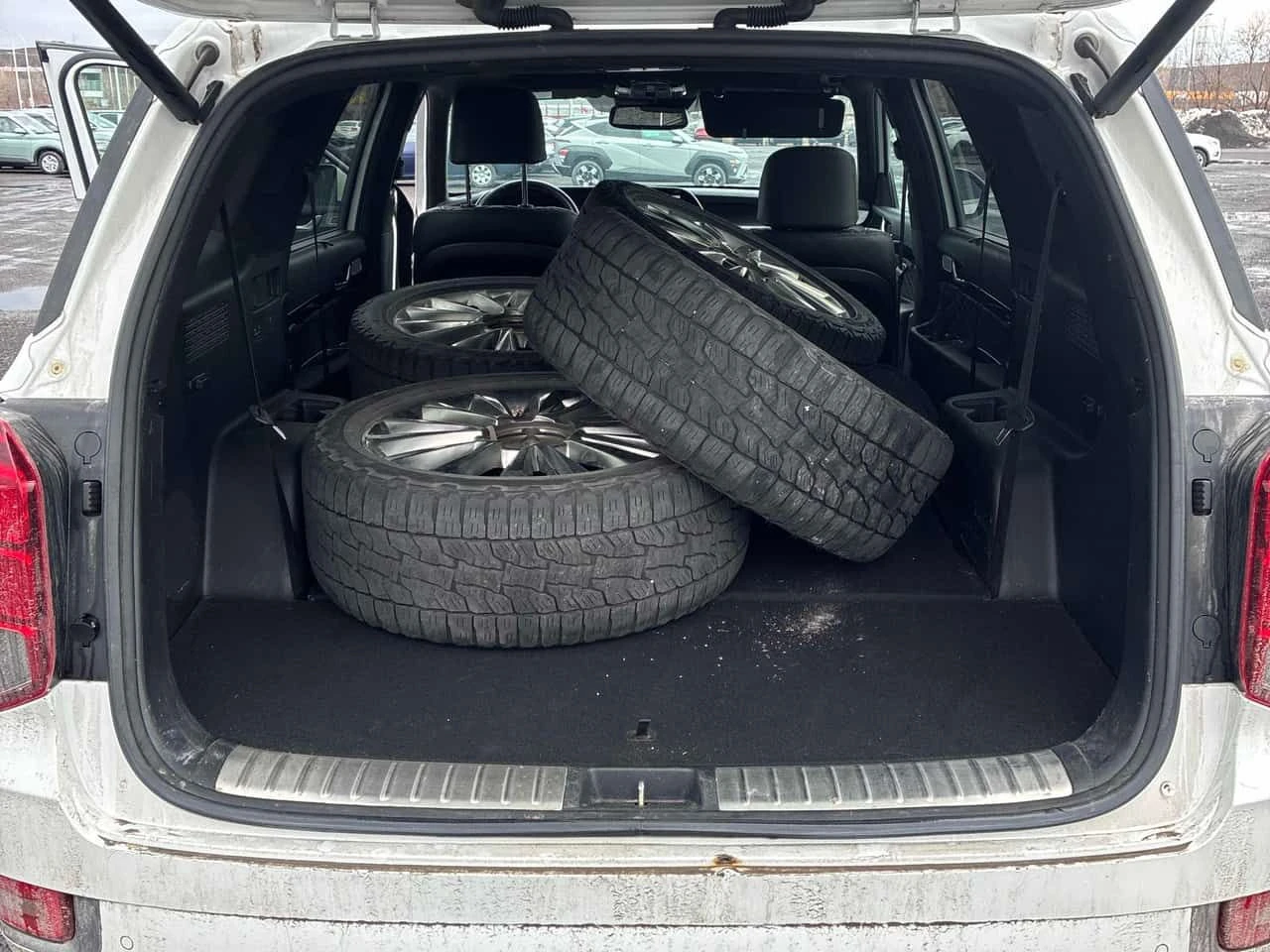 Hyundai Palisade * Ultimate * CARFAX * 360 * ПАНОРАМА * + ГУМИ, снимка 14 - Автомобили и джипове - 54158111