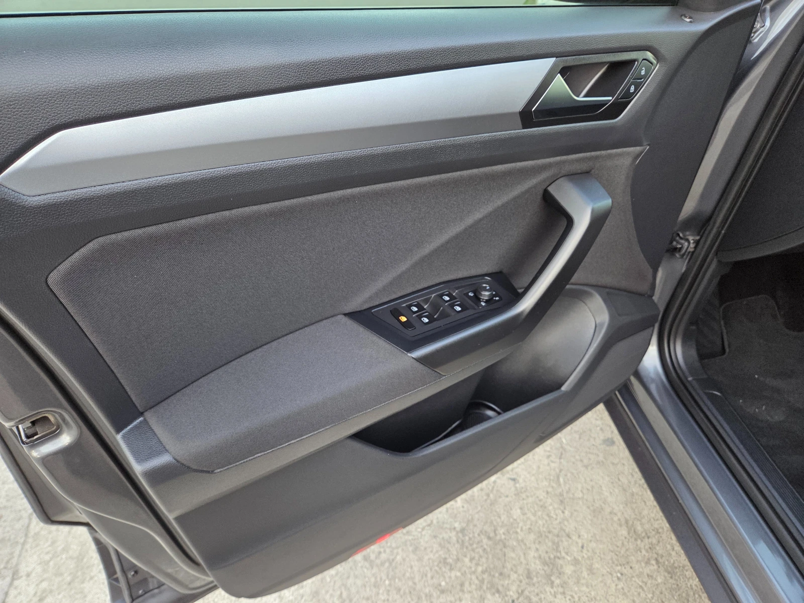 VW T-Roc FULL DIGITAL | Mobile.bg � ����������� 6