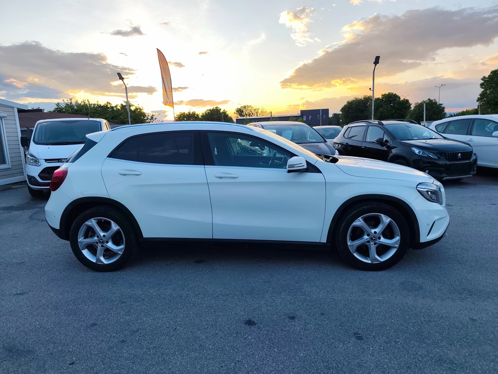 Mercedes-Benz GLA 220 CDI 4 MATIC  | Mobile.bg � ����������� 2