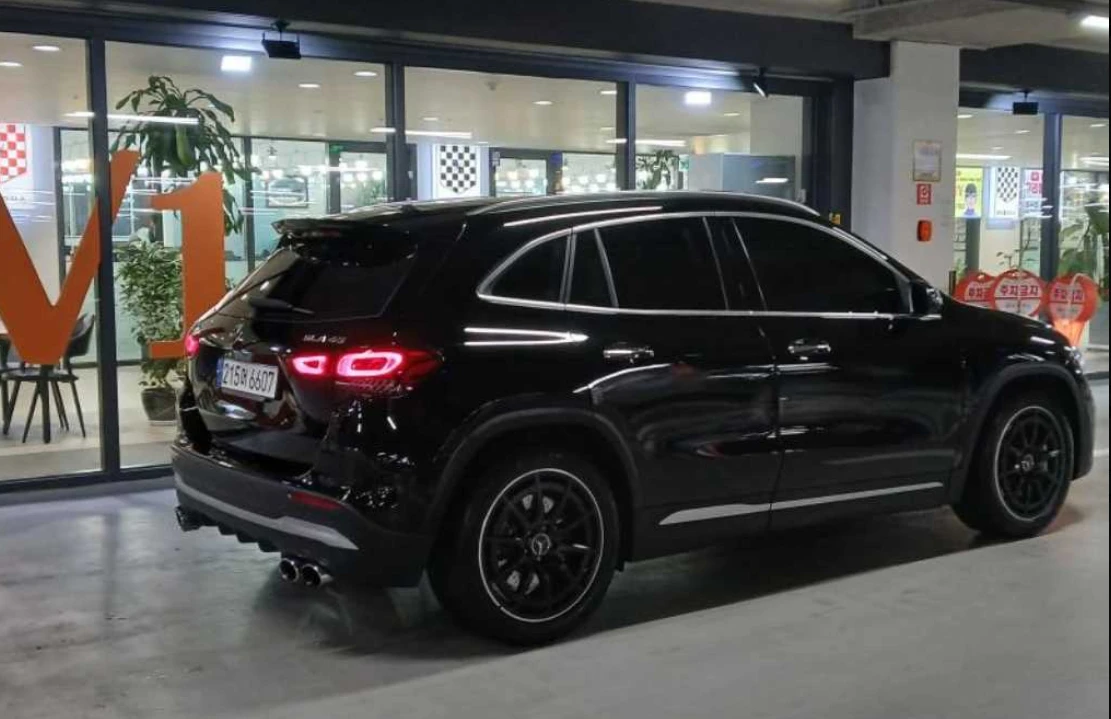 Mercedes-Benz GLA 45 AMG 4MATIC, снимка 4 - Автомобили и джипове - 54630309