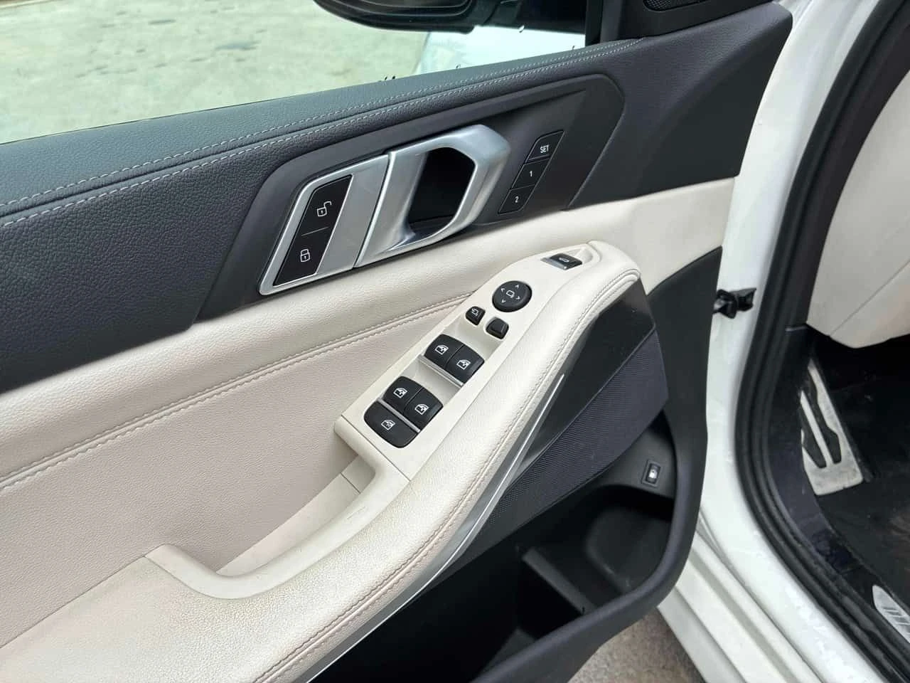 BMW X5 * xDrive45e* M-sport* БЕЗ ЗАБЕЛЕЖКИ* , снимка 12 - Автомобили и джипове - 54804254