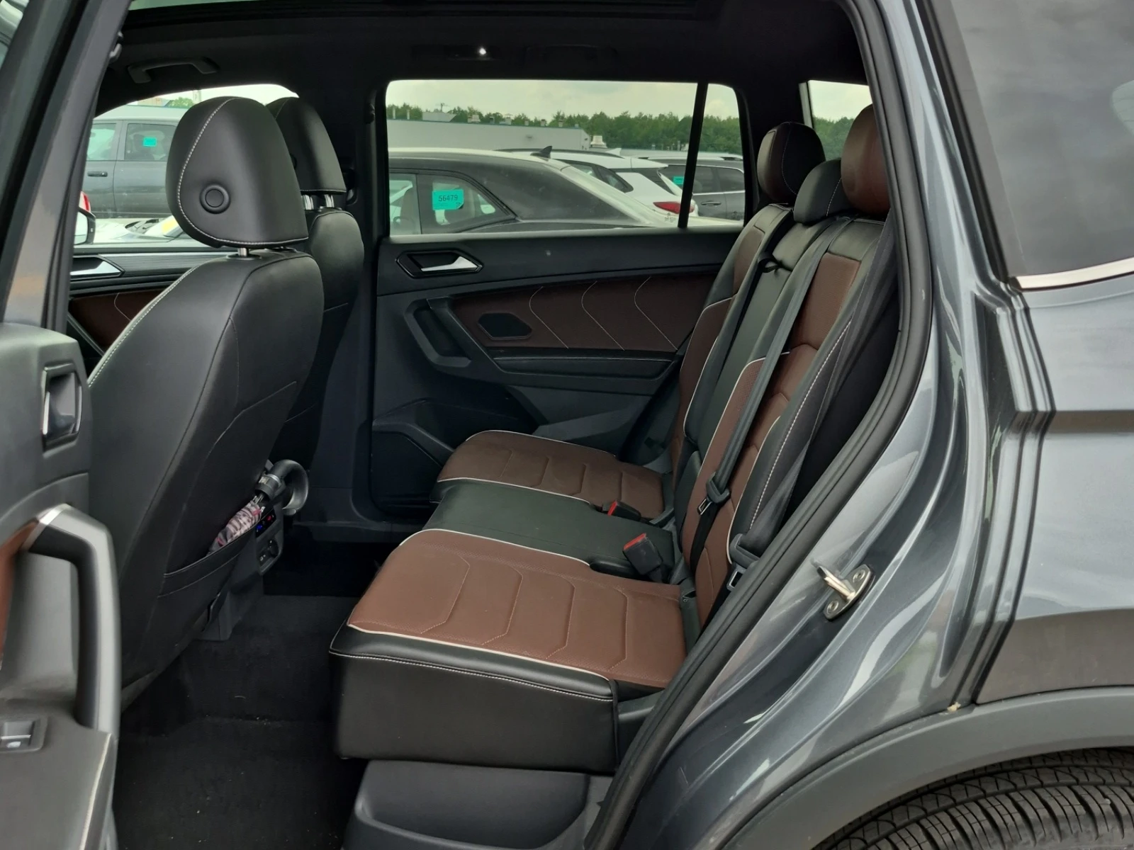 VW Tiguan HIGHLINE R-LINE * * CARFAX * * АВТО КРЕДИТ * * , снимка 10 - Автомобили и джипове - 55132916