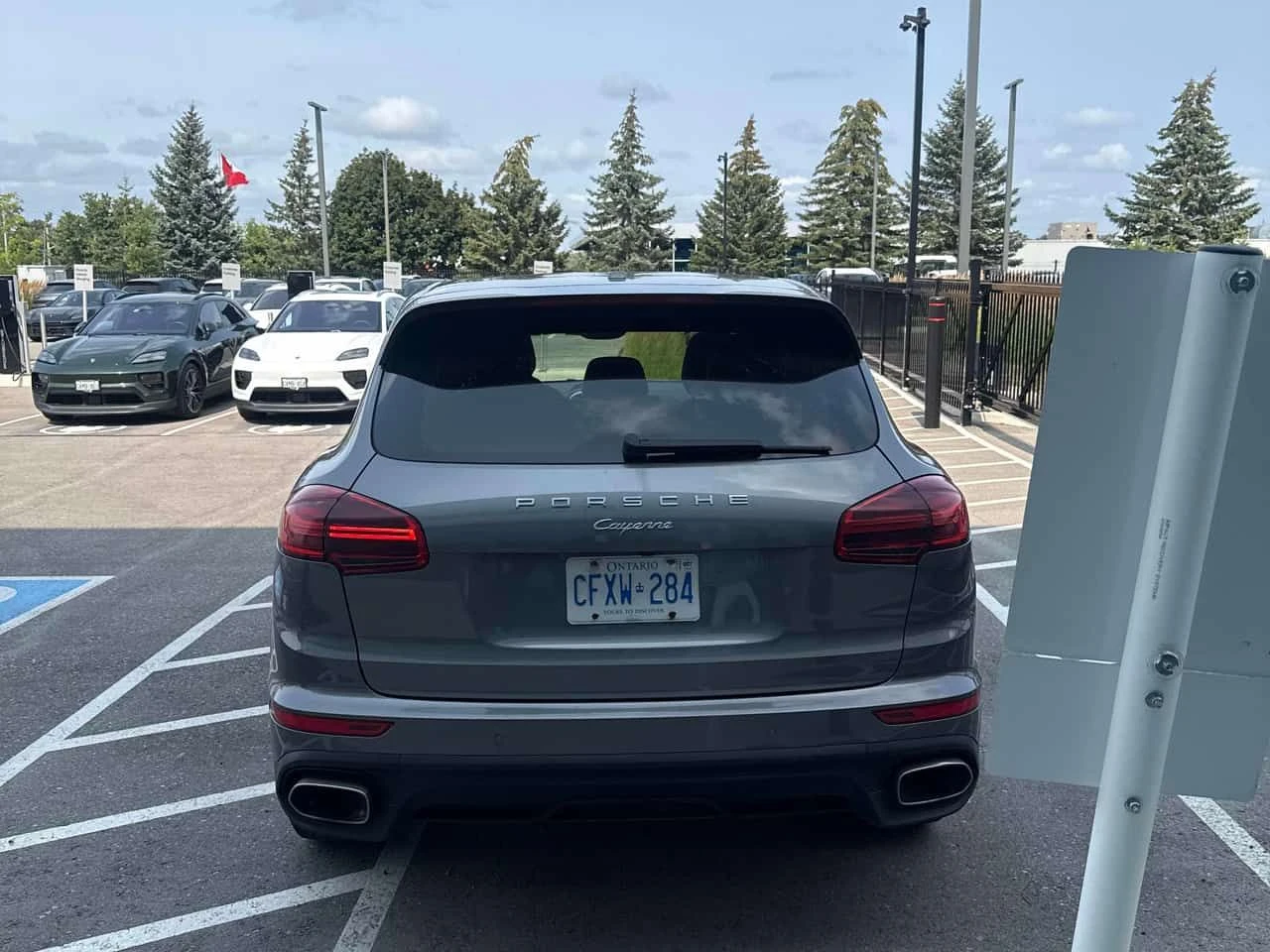 Porsche Cayenne * Diesel * CARFAX * ЦЕНА ДО БГ, снимка 4 - Автомобили и джипове - 55655294