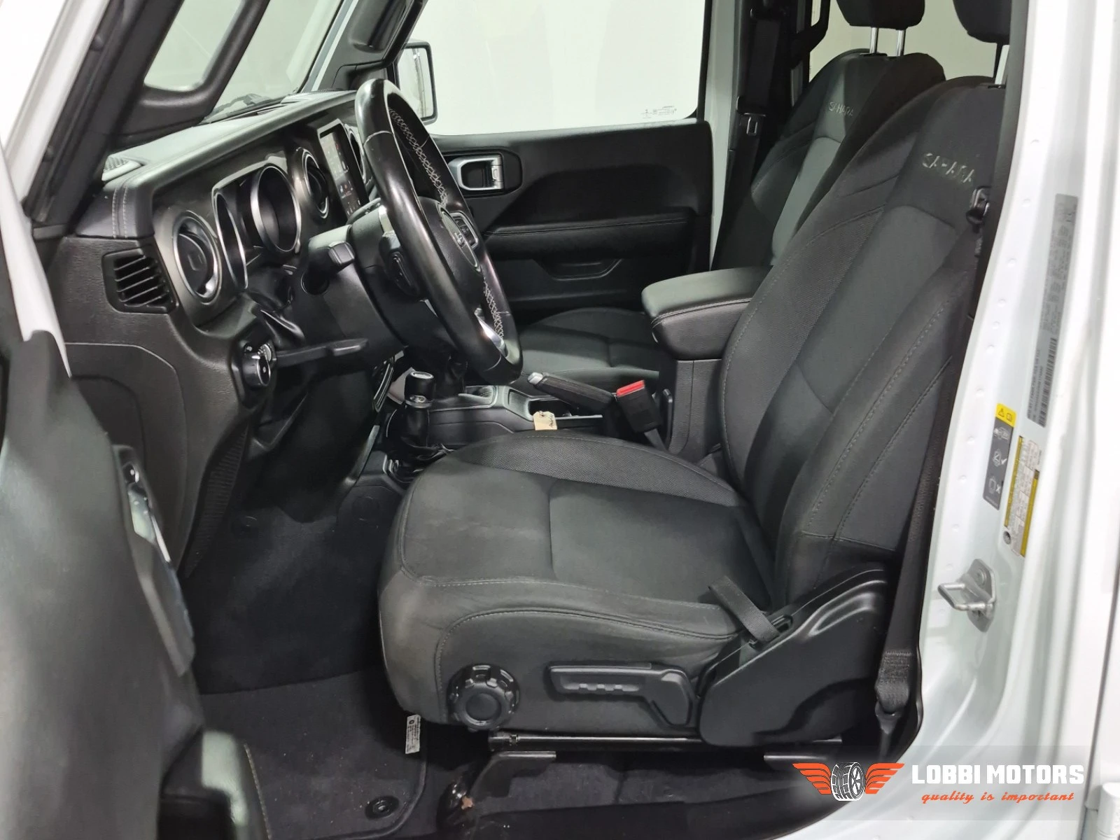 Jeep Wrangler, снимка 5 - Автомобили и джипове - 55928275