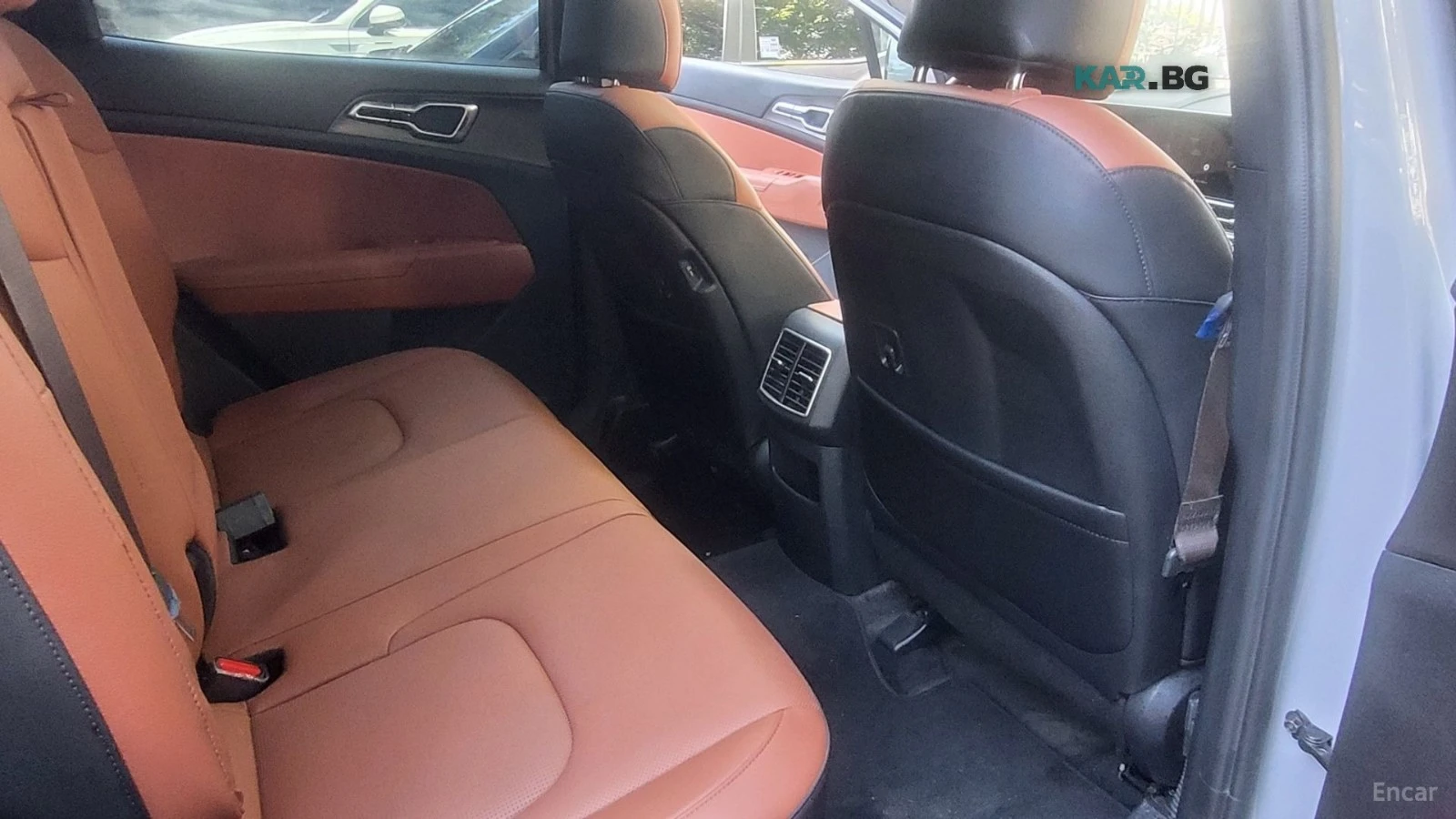 Kia Sportage 1.6 HEV* DISTRONIC* 360* ПОДГРЕВ* ОБДУХВАНЕ* , снимка 16 - Автомобили и джипове - 55989764