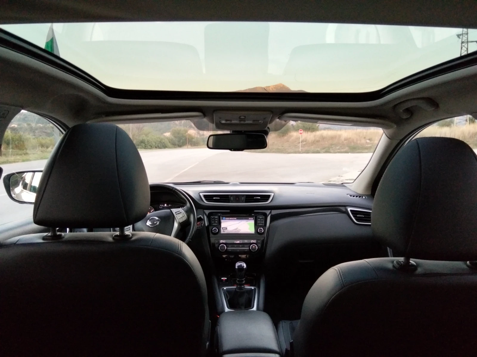 Nissan Qashqai, снимка 7 - Автомобили и джипове - 55994280