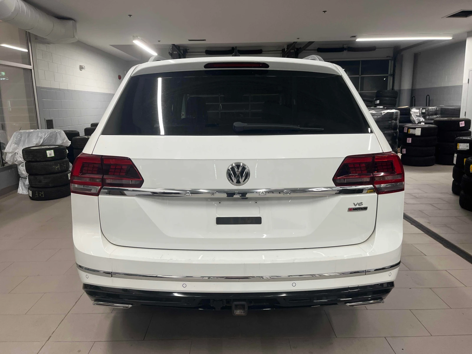VW Atlas * Execline * ОТ ПРЕДСТАВИТЕЛСТВО* CARFAX* , снимка 4 - Автомобили и джипове - 56112960