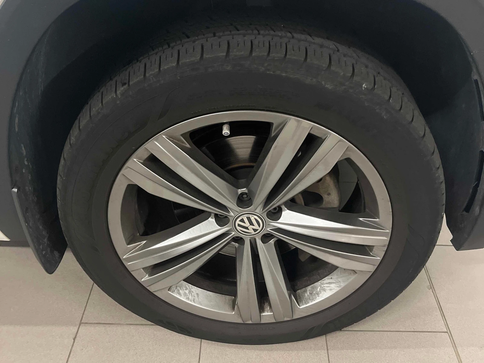 VW Atlas * Execline * ОТ ПРЕДСТАВИТЕЛСТВО* CARFAX* , снимка 7 - Автомобили и джипове - 56112960