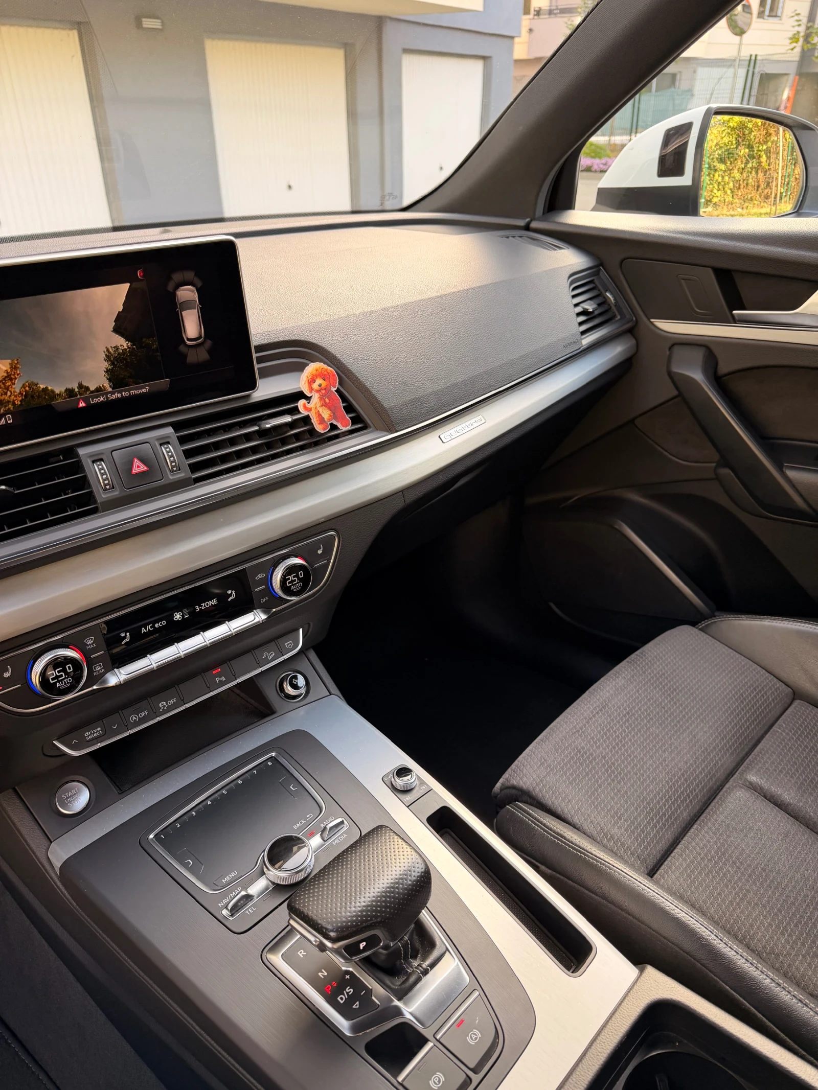Audi Q5, снимка 8 - Автомобили и джипове - 56361717