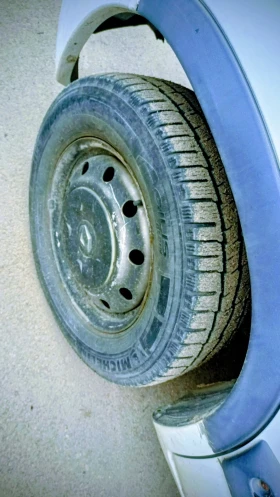 Renault Master Товарен Фургон с двигател Ивеко 6 ск, снимка 11