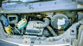 Renault Master Товарен Фургон с двигател Ивеко 6 ск, снимка 8