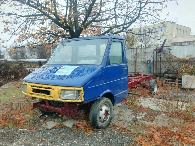 Iveco Daily На Части, снимка 10 - Бусове и автобуси - 52424672
