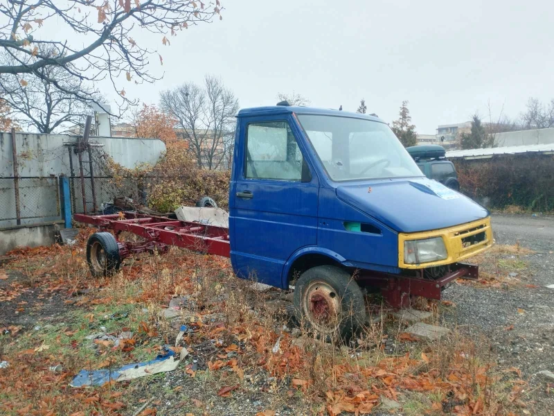Iveco Daily На Части, снимка 11 - Бусове и автобуси - 52424672