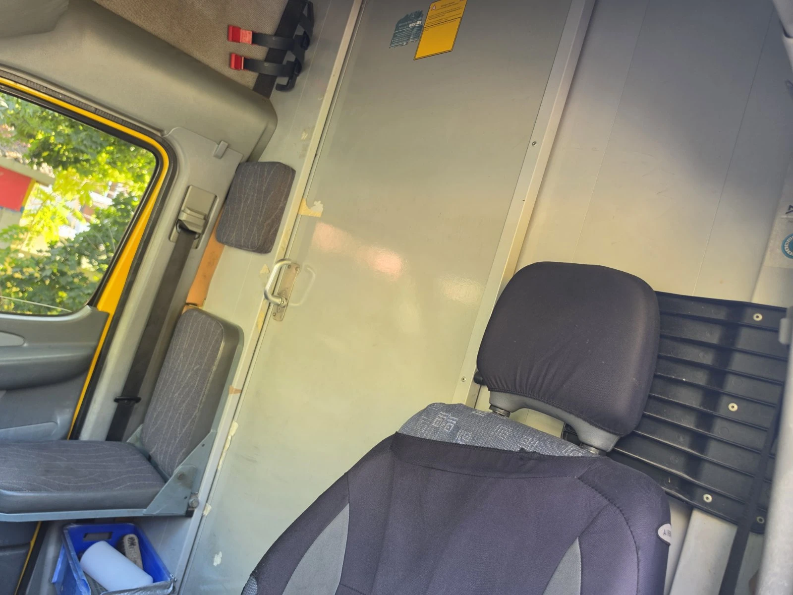 Mercedes-Benz Sprinter Кемпер, снимка 10 - Бусове и автобуси - 55644291