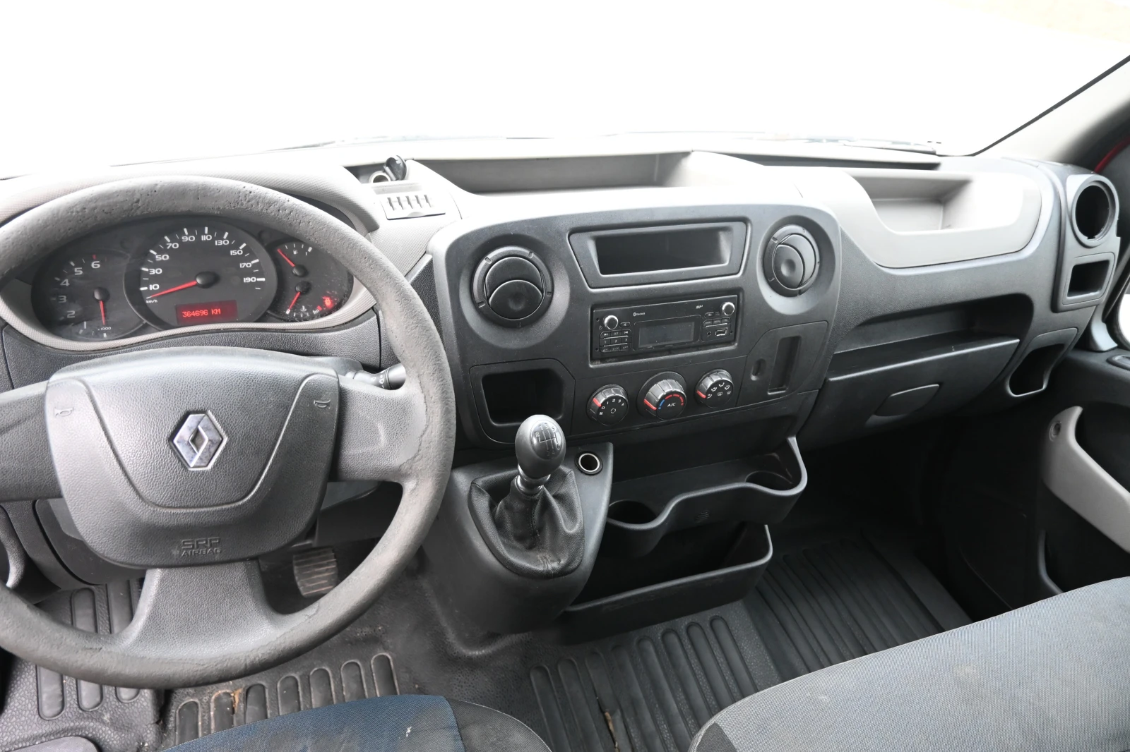 Renault Master 2.3 dCi 125 L4, снимка 15 - Бусове и автобуси - 56496756