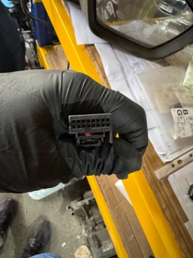 Skoda Superb 2021г дясно огледало, снимка 6