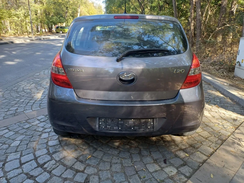 Hyundai I20 1.2 бензин , снимка 4 - Автомобили и джипове - 47709469