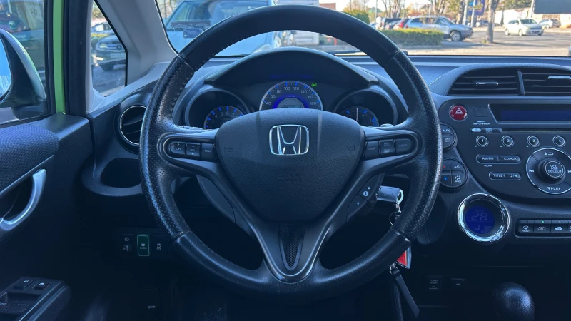 Honda Jazz, снимка 11 - Автомобили и джипове - 48256947