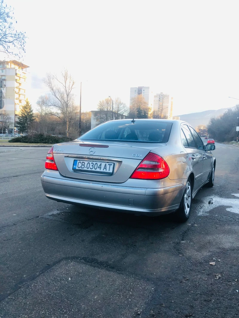 Mercedes-Benz E 280 E280 Avantgarde, снимка 4 - Автомобили и джипове - 48825848