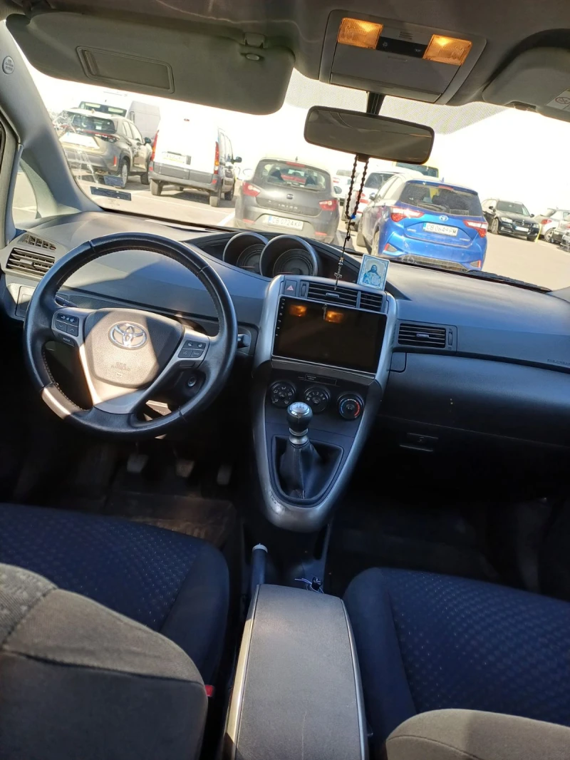 Toyota Verso, снимка 13 - Автомобили и джипове - 49084221