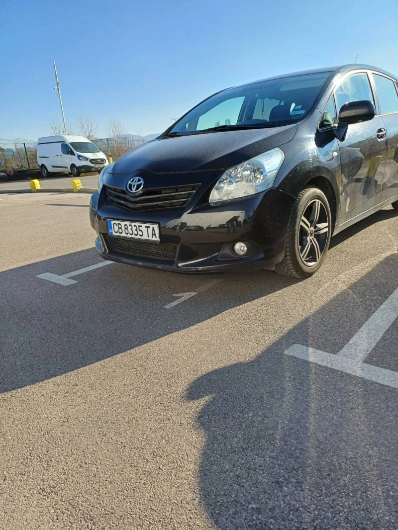 Toyota Verso, снимка 2 - Автомобили и джипове - 49084221