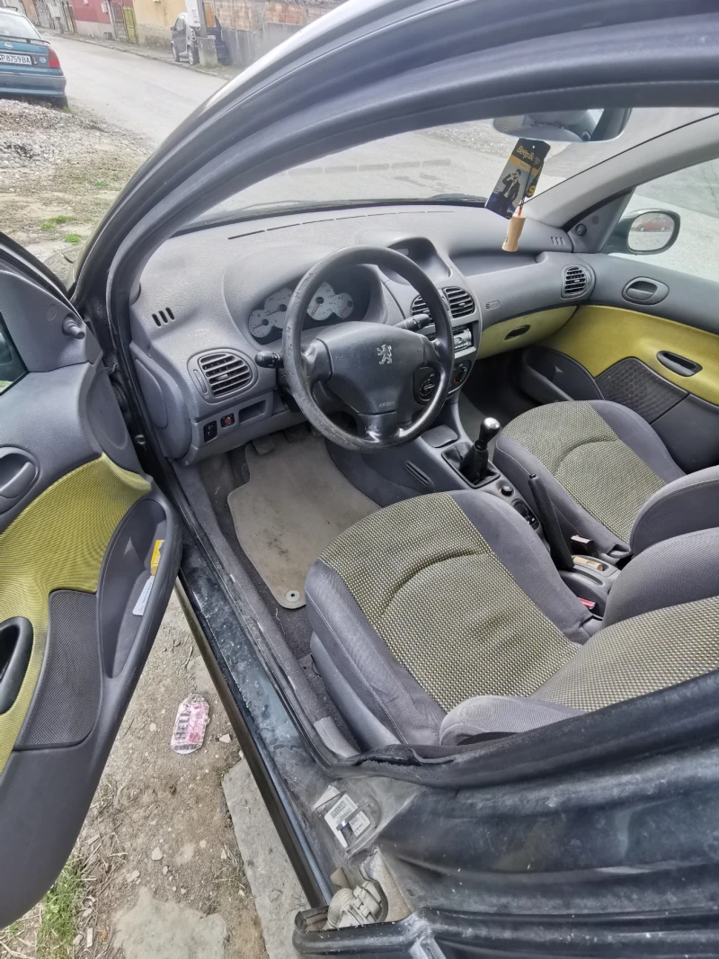 Peugeot 206 1.4HDI, снимка 5 - Автомобили и джипове - 49491581