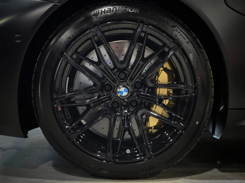 BMW M5 G90 Ceramic* B&W* Carbon* Ultimate Package, снимка 16 - Автомобили и джипове - 50643976