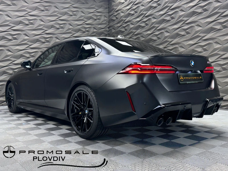 BMW M5 G90 Ceramic* B&W* Carbon* Ultimate Package, снимка 3 - Автомобили и джипове - 50643976