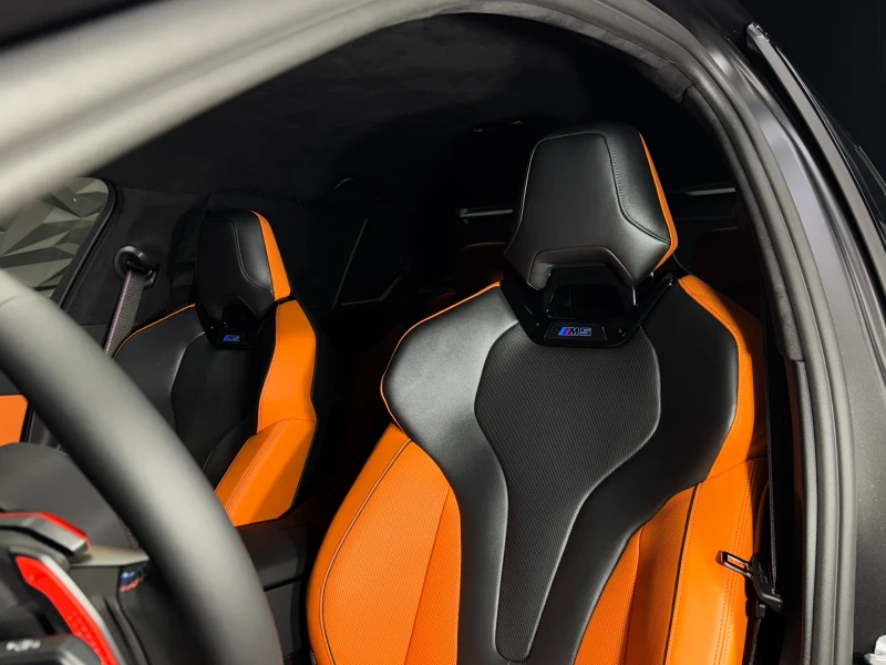 BMW M5 G90 Ceramic* B&W* Carbon* Ultimate Package, снимка 14 - Автомобили и джипове - 50643976