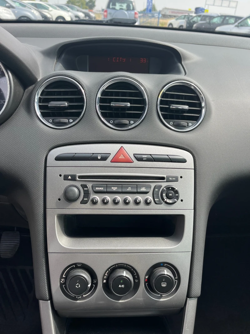 Peugeot 308 1.6 HDi, снимка 9 - Автомобили и джипове - 51678963