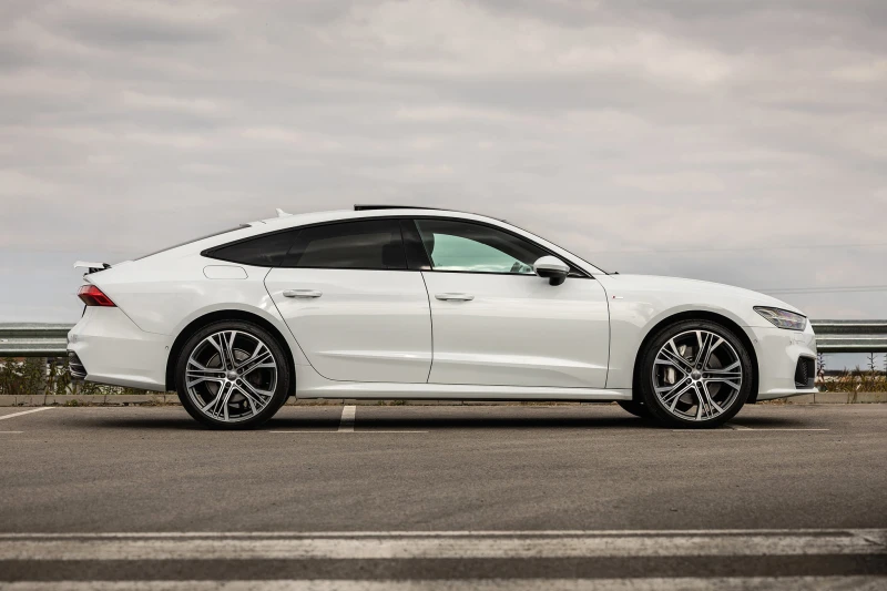 Audi A7 55TFSI, снимка 8 - Автомобили и джипове - 52530333