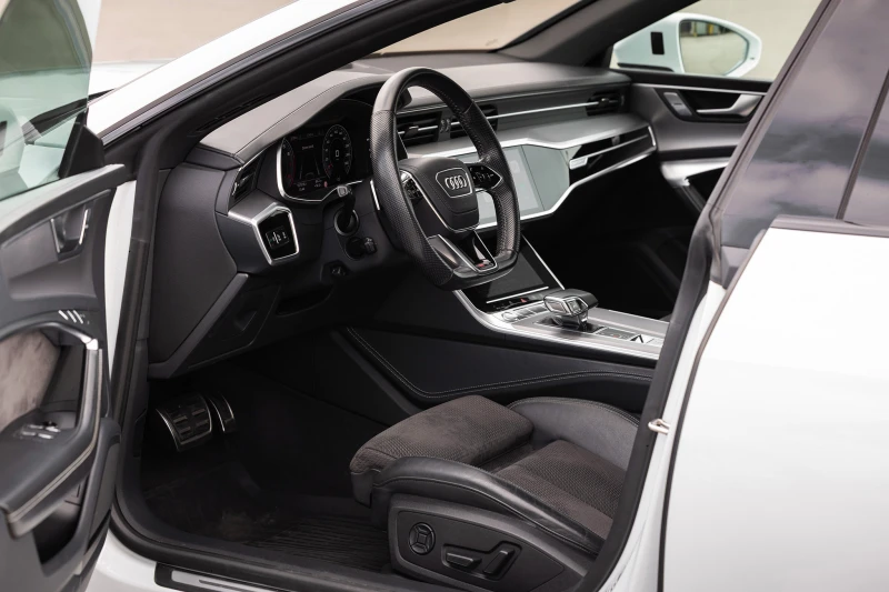 Audi A7 55TFSI, снимка 9 - Автомобили и джипове - 52530333