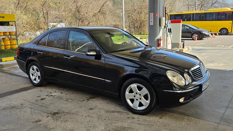 Mercedes-Benz E 220 2.2 Cdi Avtomat/Navigacia/Top sustoqnie, снимка 8 - Автомобили и джипове - 52843828