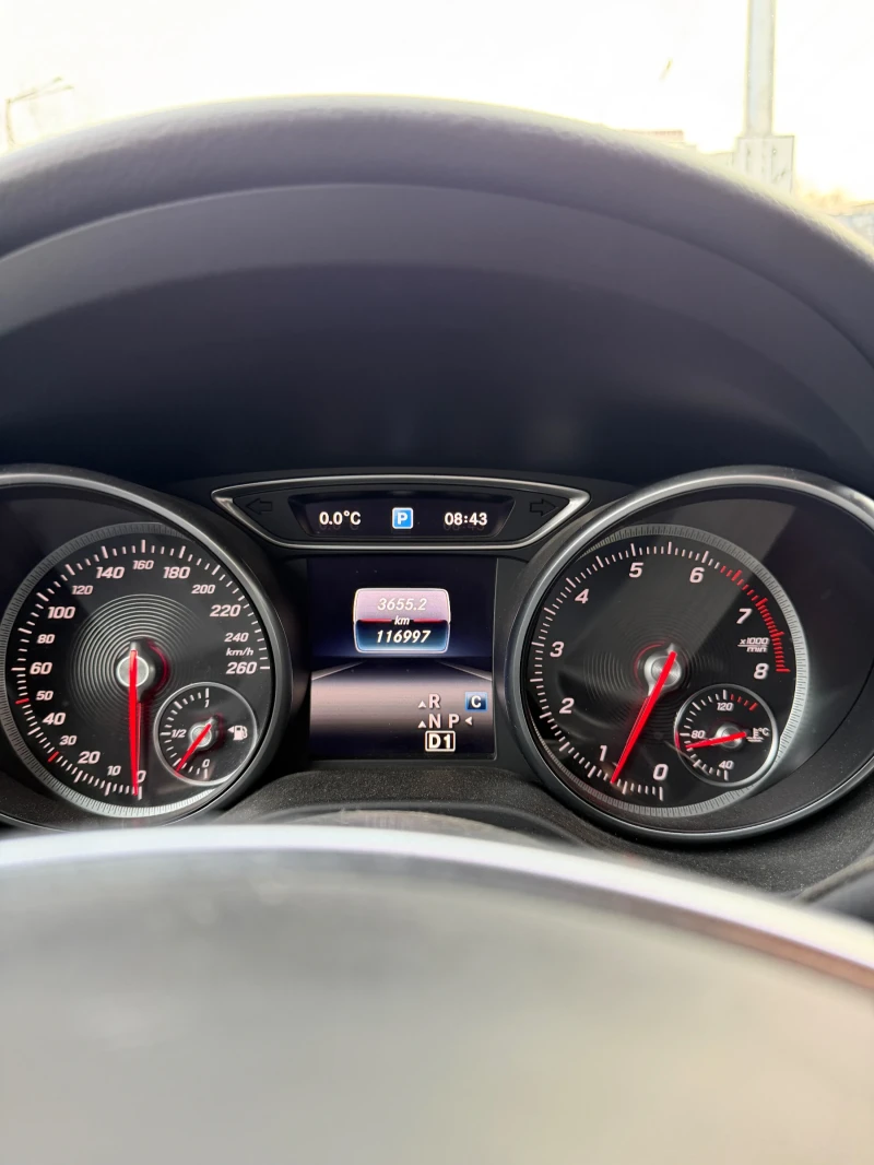 Mercedes-Benz CLA 250 4 Matic AMG Line, снимка 10 - Автомобили и джипове - 53408086