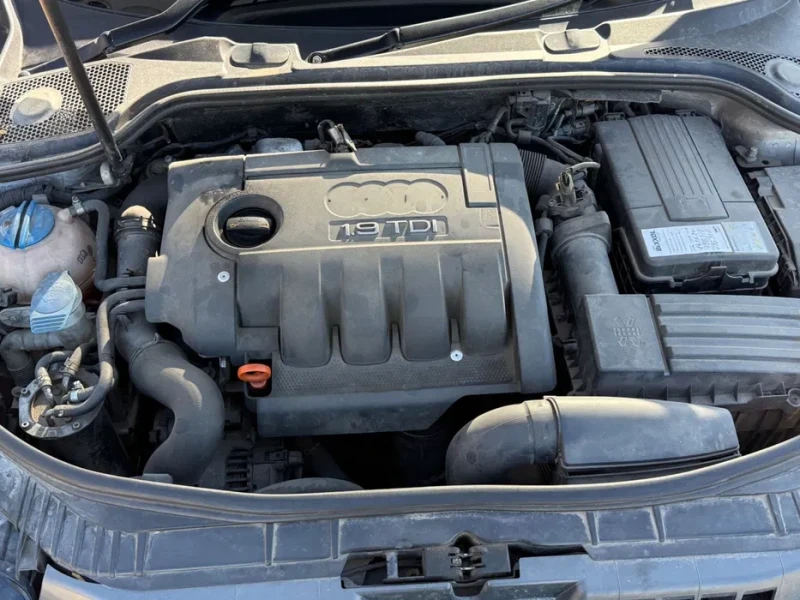 Audi A3 Audi a3 1.9, снимка 9 - Автомобили и джипове - 53589913