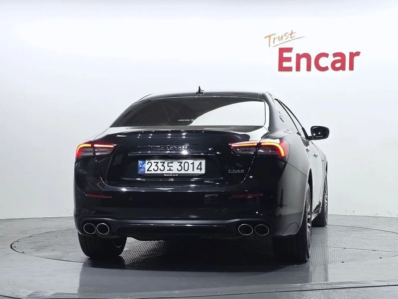 Maserati Ghibli 2.0 Automatic КРАЙНА ЦЕНА: 25471 EUR !!!РЕАЛНА КРА, снимка 4 - Автомобили и джипове - 55968599