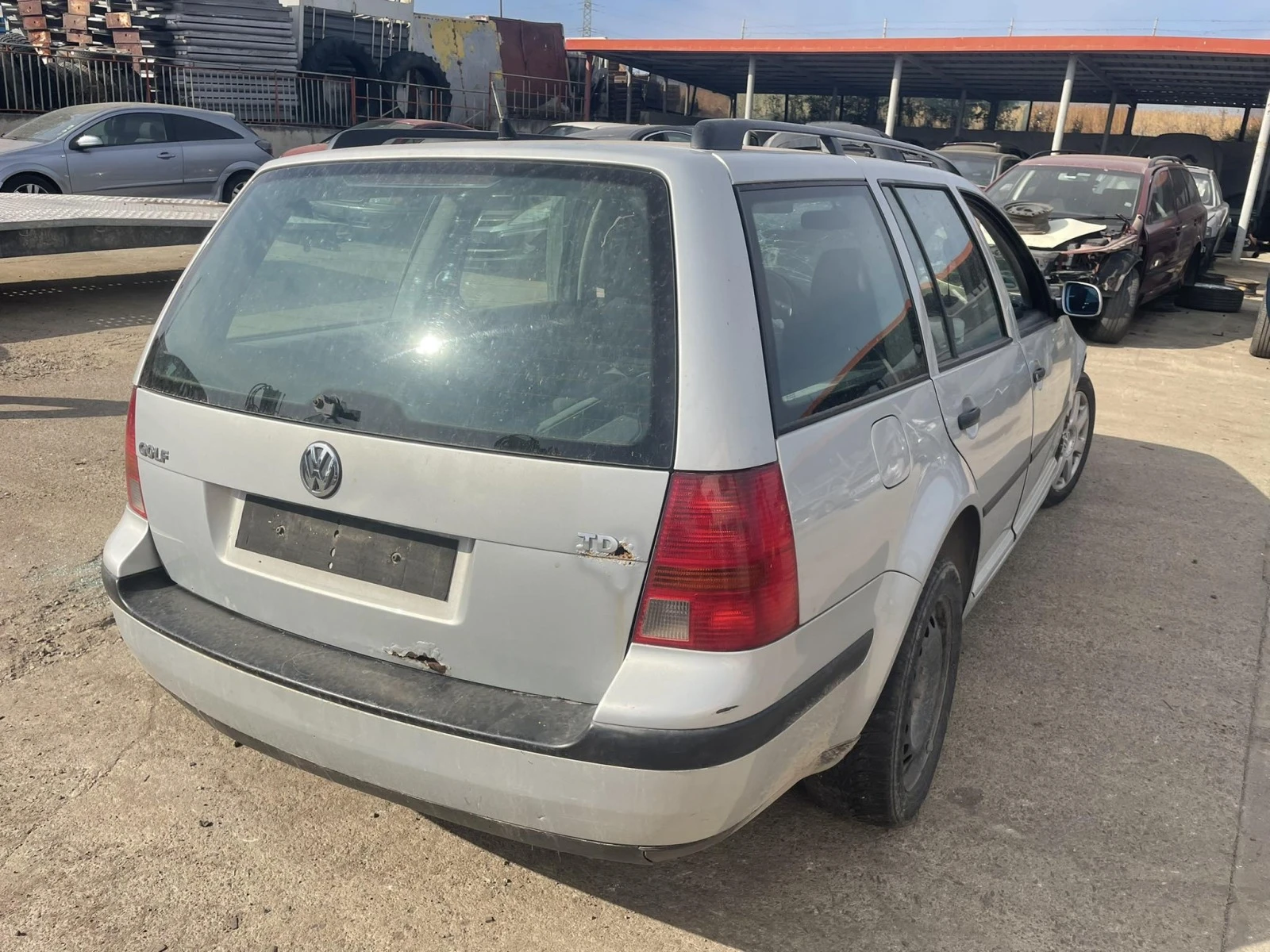 VW Golf 1.9 - изображение 2