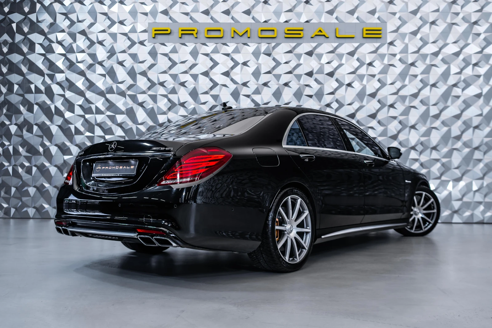 Mercedes-Benz S 63 AMG 4M L Ceramic* Carbon* Burm* Pano* FirstCl - изображение 4