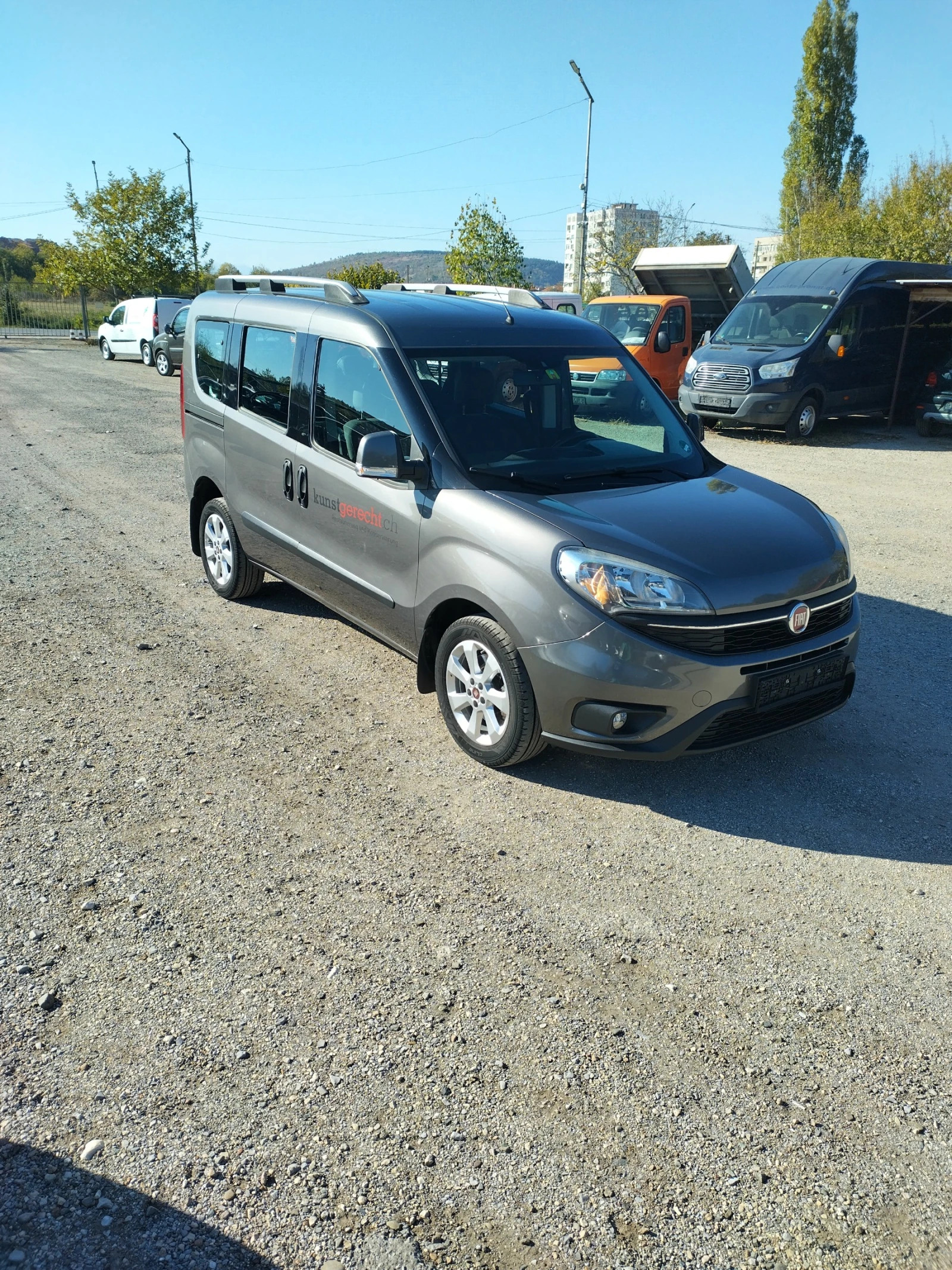 Fiat Doblo 1.6 JTD-7 места Швейцария  | Mobile.bg — изображение 1