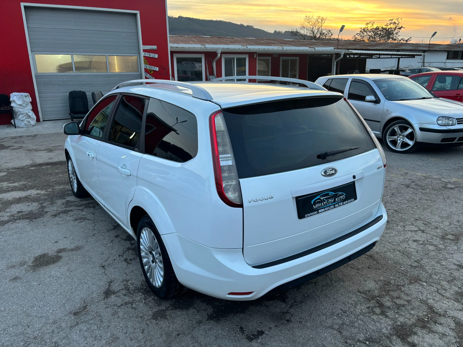 Ford Focus 1.6TDCI KEYLESS= KLIMATRONIC= УНИКАТ - изображение 5