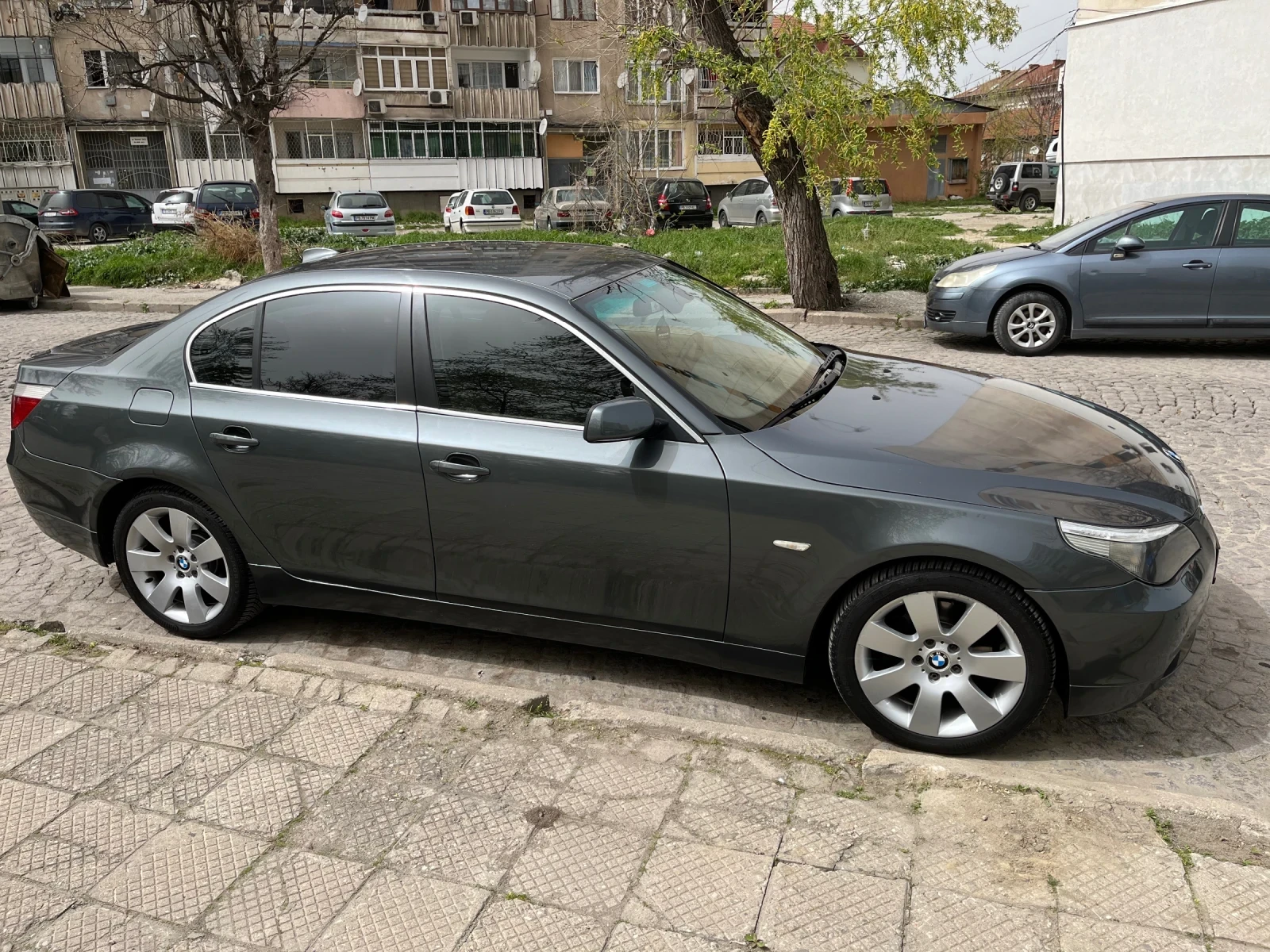 BMW 530 3.0 - изображение 8
