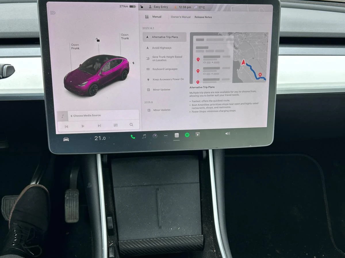 Tesla Model Y * LONG RANGE* * АвтоКредит*  - изображение 6