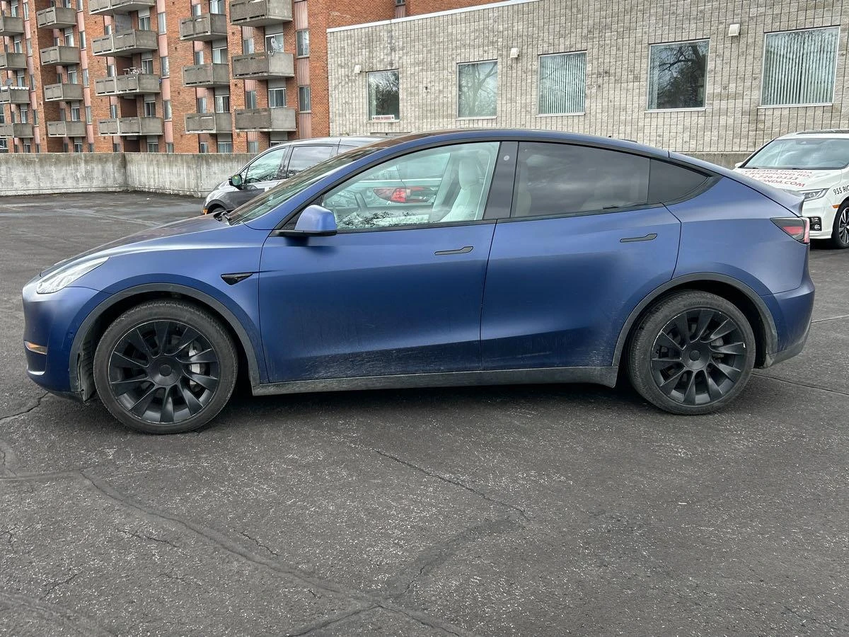 Tesla Model Y * LONG RANGE* * АвтоКредит*  - изображение 3
